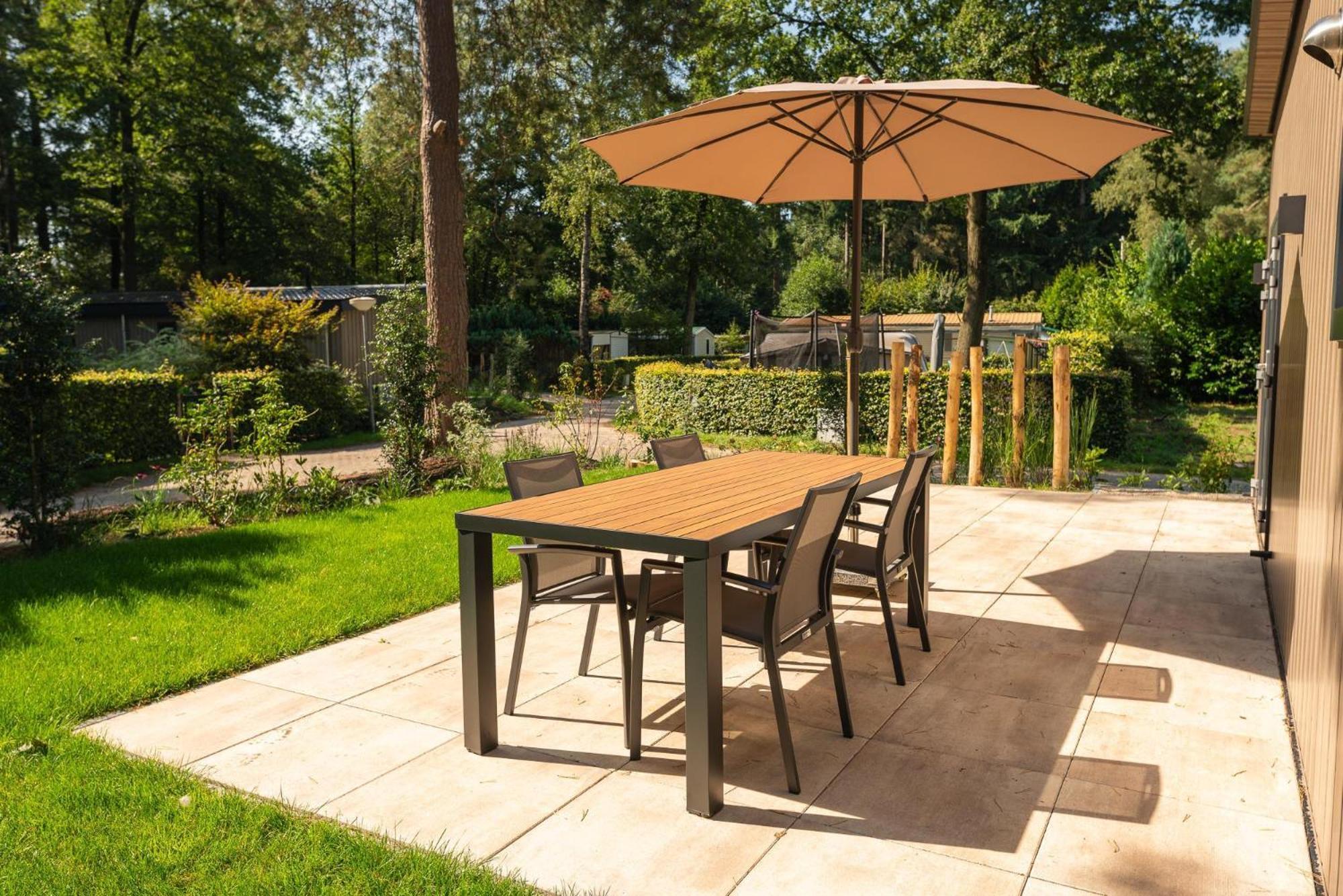 Veluwepark De Bosgraaf | Comfort Met Hottub Lieren Room photo