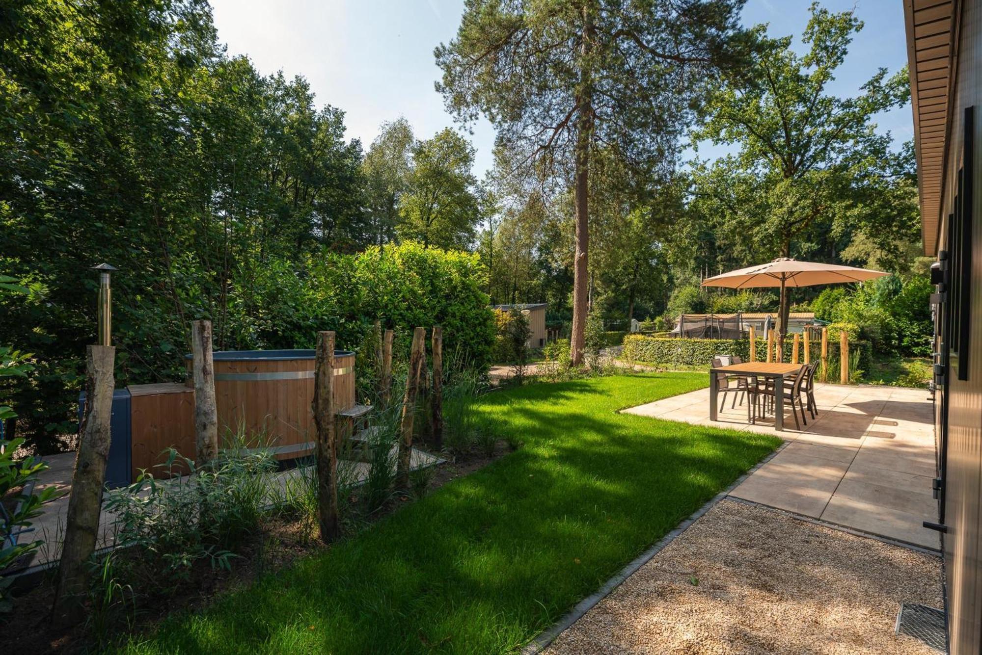 Veluwepark De Bosgraaf | Comfort Met Hottub Lieren Room photo