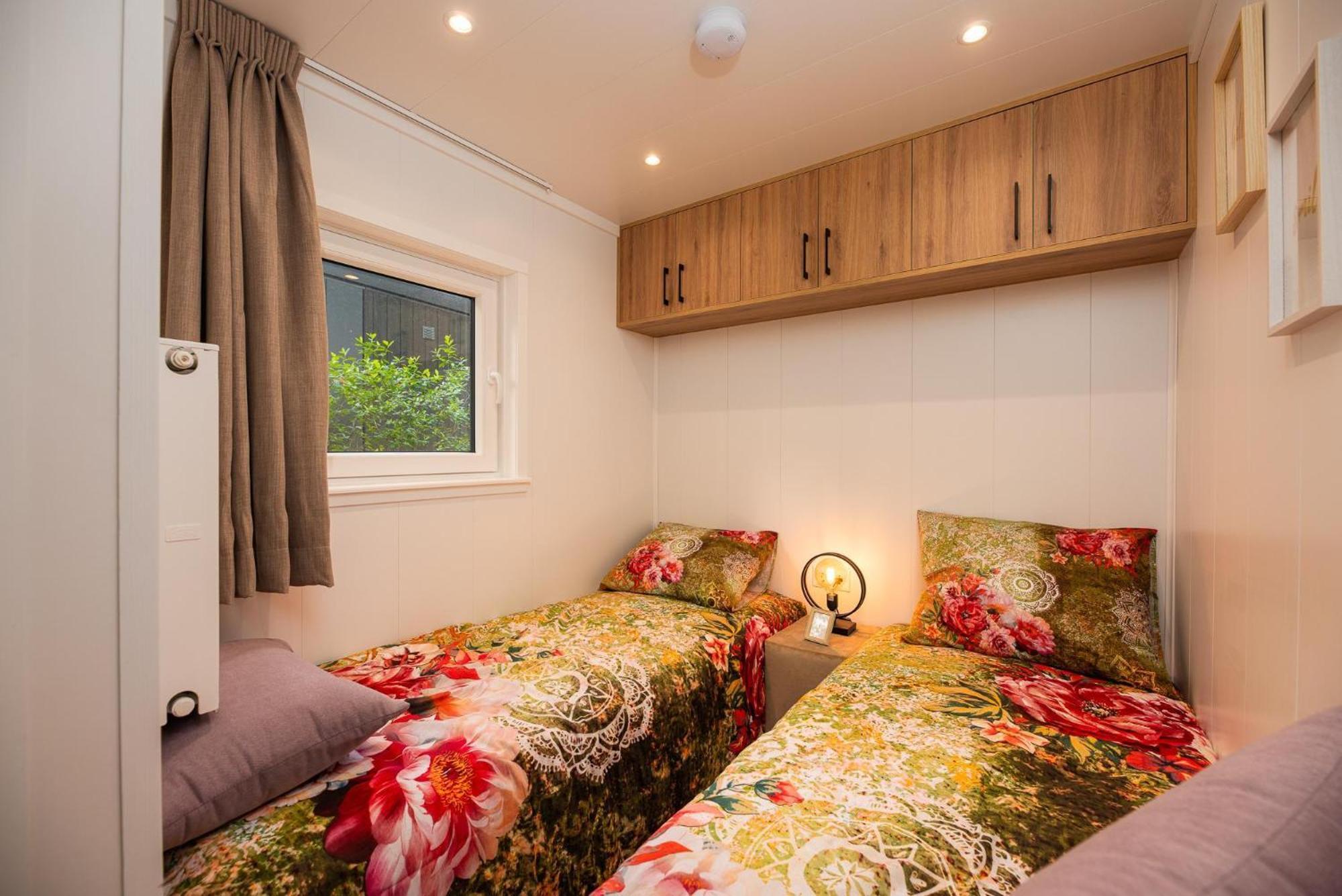 Veluwepark De Bosgraaf | Comfort Met Hottub Lieren Room photo
